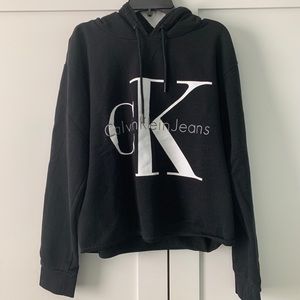 COPY - Calvin Klein cropped sweatshirt